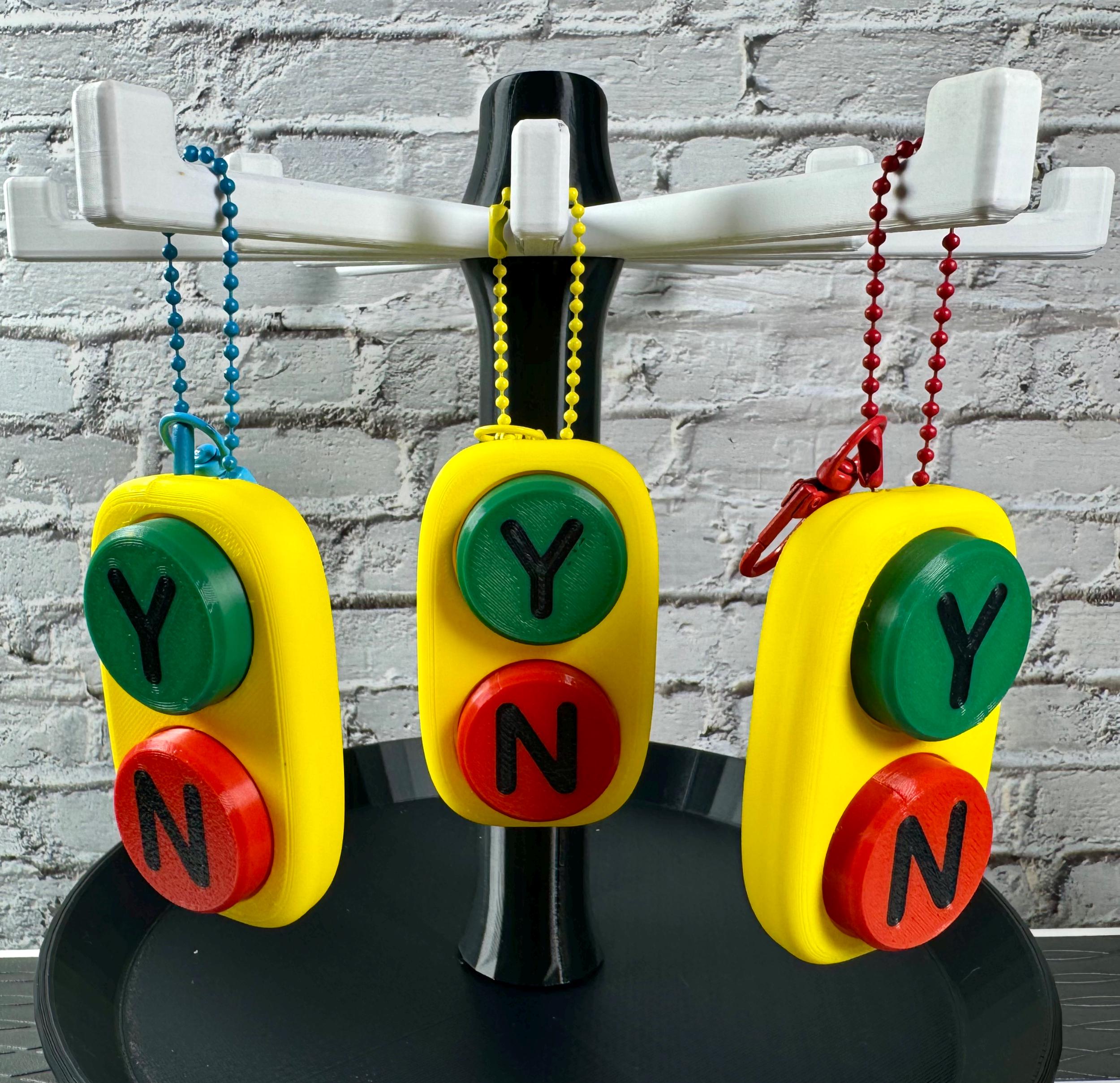 Yes\No Button Fidget Clicker Keychain for Stress Relief Bag Charm 3d Printed Sensory Toy Backpack Charm, Stocking Stuffer, Anxiety Relief
